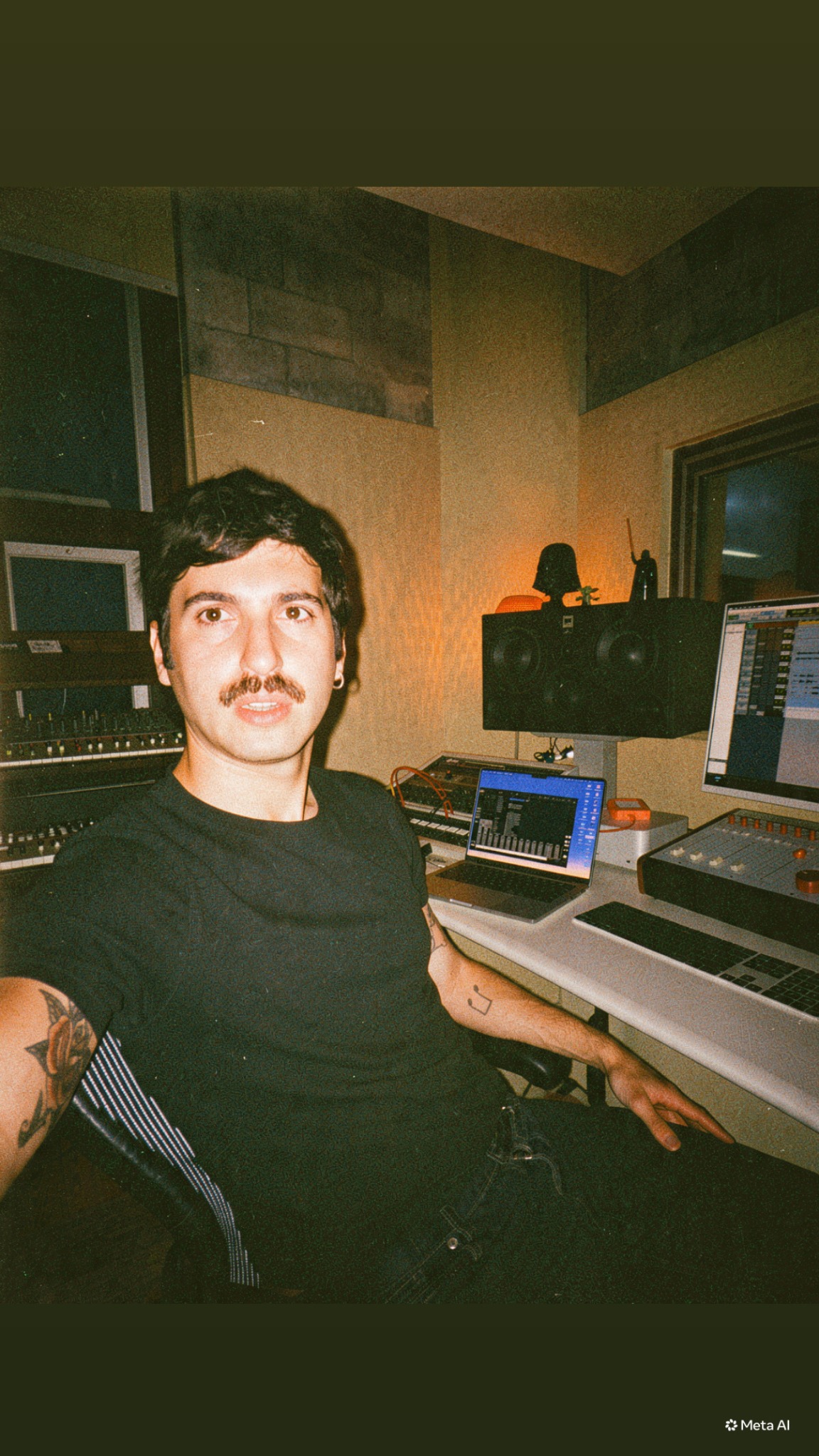 Cherno Rojkin en el estudio